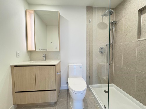 2603-13573 98A Avenue, Surrey, BC 