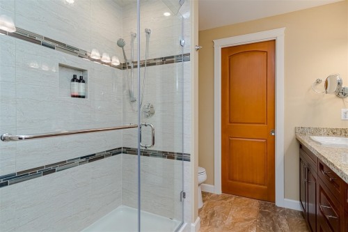 B117-8218 207A Street, Langley, BC 