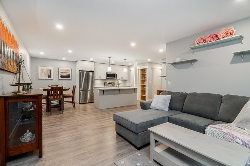 1422 34909 Old Yale Road, Abbotsford, BC 