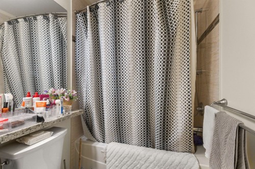 320-32445 Simon Avenue, Abbotsford, BC 