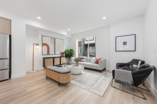 49-20763 76 Avenue  Langley, BC V2Y 3N8