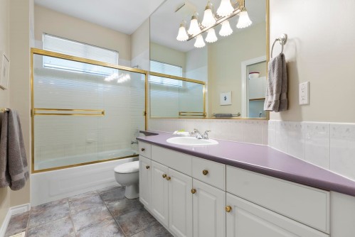 15355 Sequoia Drive, Surrey, BC 