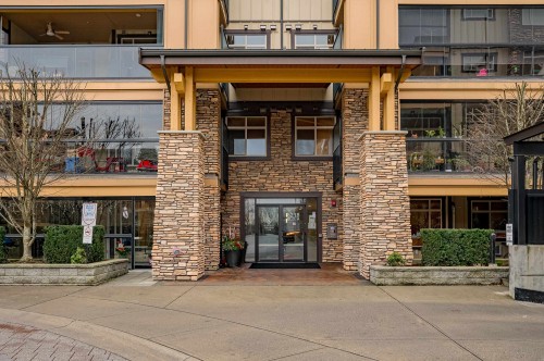 A503-8218 207A Street, Langley, BC 