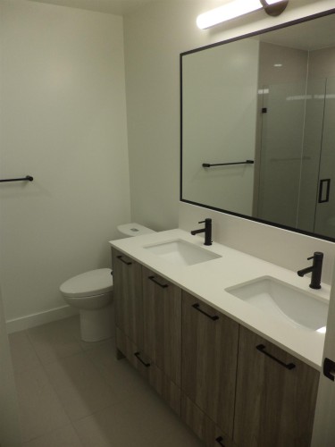 305-20052 83A Avenue, Langley, BC 