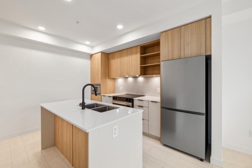 530-9456 134Th Street, Surrey, BC 