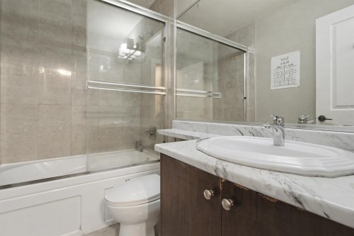 15648 82 Avenue, Surrey, BC 