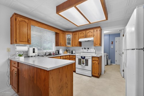 13747 63A Avenue, Surrey, BC 