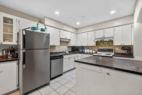 15-2998 Mouat Drive, Abbotsford, BC 