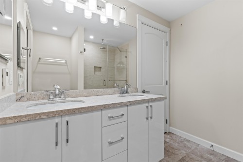 511-3535 146A Street, Surrey, BC 