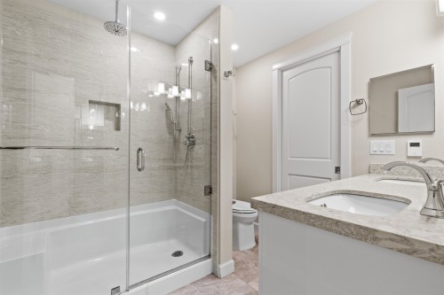 511-3535 146A Street, Surrey, BC 