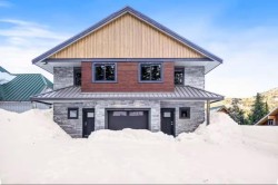 1-20921 Snowflake Crescent  Mission, BC V0M 1A1