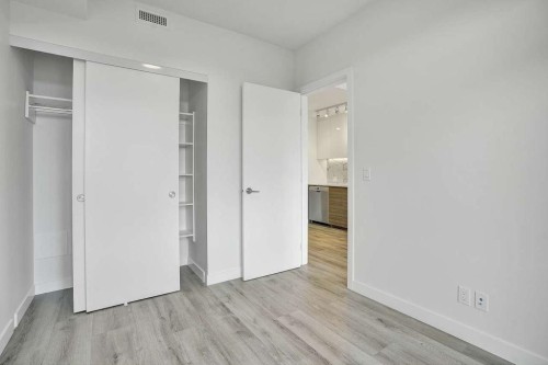 1202-10626 City Parkway, Surrey, BC 