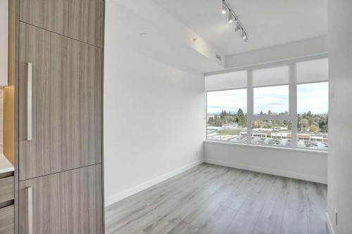 1202-10626 City Parkway, Surrey, BC 