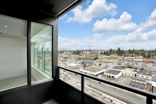 1202-10626 City Parkway, Surrey, BC 