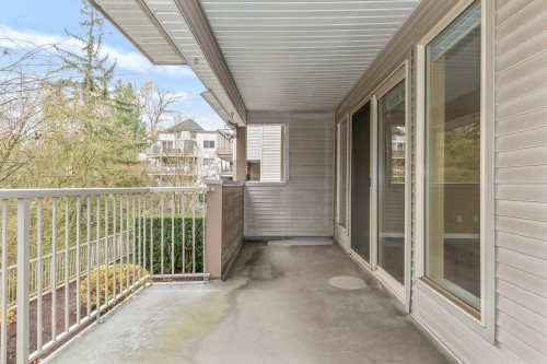 204-33478 Roberts Avenue, Abbotsford, BC 