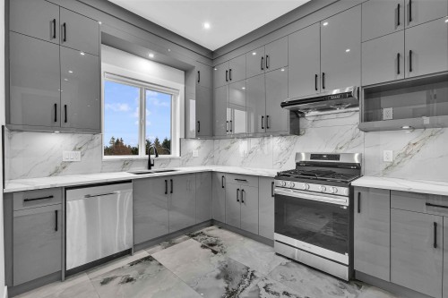 5712 144 Street, Surrey, BC 