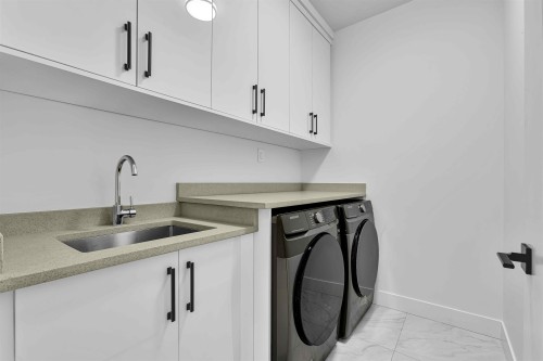 5712 144 Street, Surrey, BC 