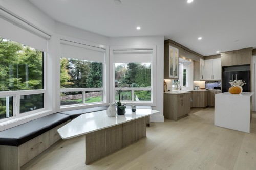 18040 20 Avenue, White Rock, BC 