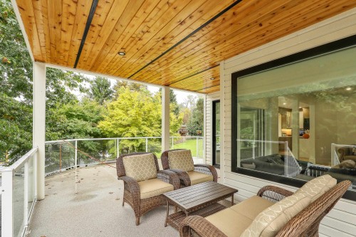 18040 20 Avenue, White Rock, BC 