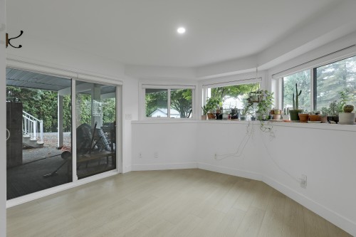 18040 20 Avenue, White Rock, BC 