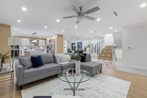 20099 45Th Avenue, Langley, BC 