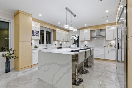 20099 45Th Avenue, Langley, BC 