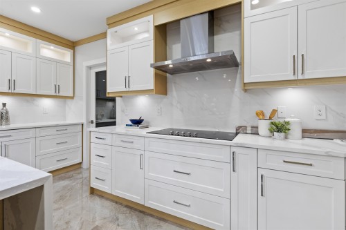 20099 45Th Avenue, Langley, BC 