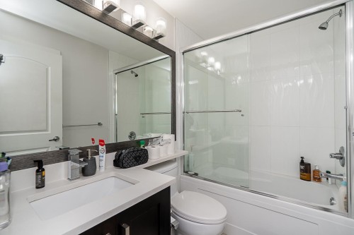 116-13898 64 Avenue, Surrey, BC 