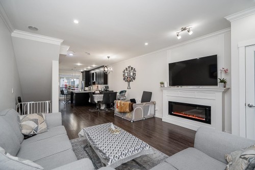 116-13898 64 Avenue, Surrey, BC 