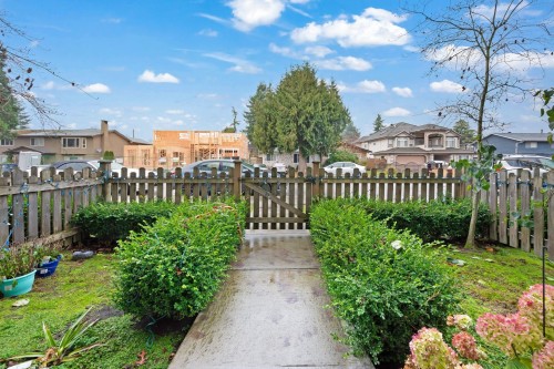 2-12088 76 Avenue, Surrey, BC 