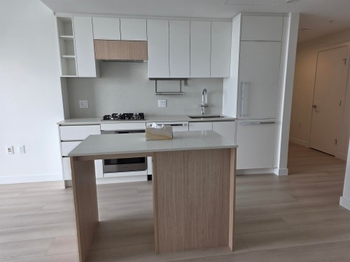 3607-13573 98A Avenue, Surrey, BC 