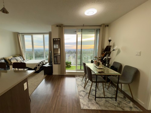 2515-13325 102A Avenue, Surrey, BC 