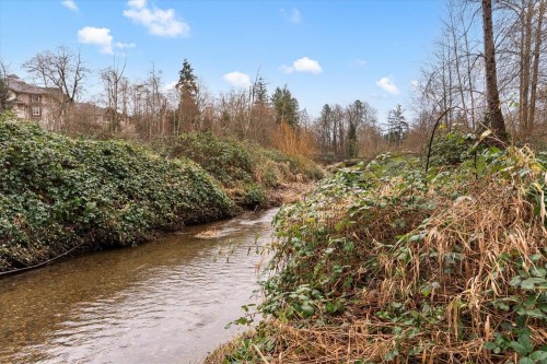 69-8220 King George Boulevard, Surrey, BC 