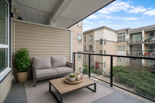 213-6468 195A Street, Surrey, BC 