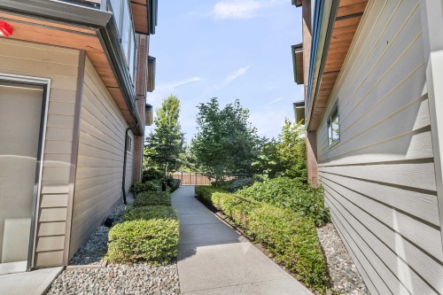 31-15775 Mountain View Drive, Surrey, BC 