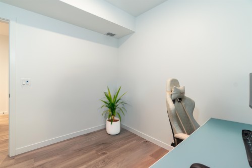 2501-13428 105 Avenue, Surrey, BC 
