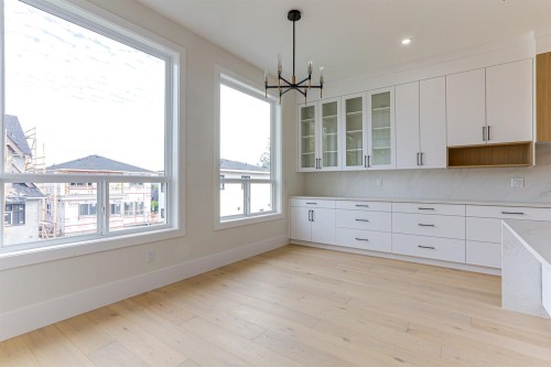 6914 204A Street, Langley, BC 