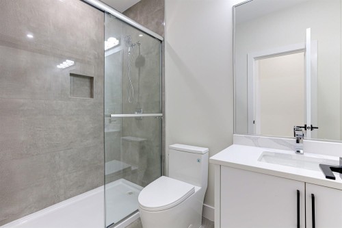 6914 204A Street, Langley, BC 