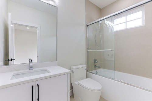 6914 204A Street, Langley, BC 