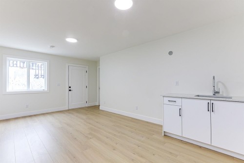 6914 204A Street, Langley, BC 