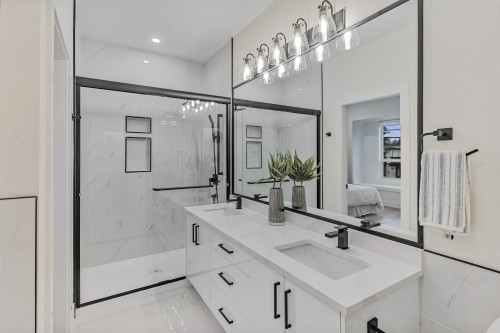 11796 84 Avenue, Delta, BC 