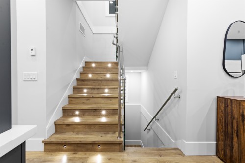 16717 15A Avenue, Surrey, BC 