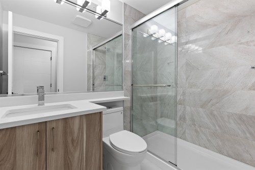 16717 15A Avenue, Surrey, BC 