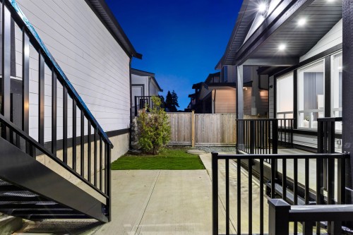 16717 15A Avenue, Surrey, BC 