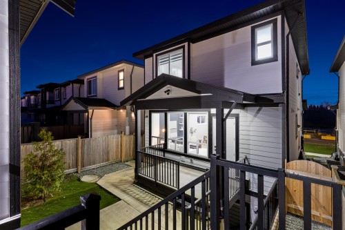 16717 15A Avenue, Surrey, BC 