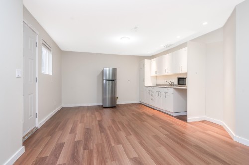 18870 69A Avenue, Surrey, BC 