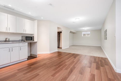 18870 69A Avenue, Surrey, BC 