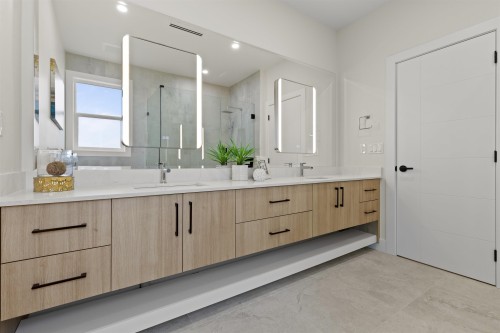 A-20162 82 Avenue, Langley, BC 