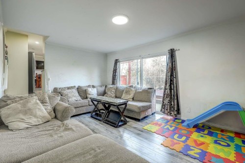 32275 Clinton Avenue, Abbotsford, BC 