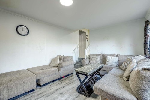 32275 Clinton Avenue, Abbotsford, BC 